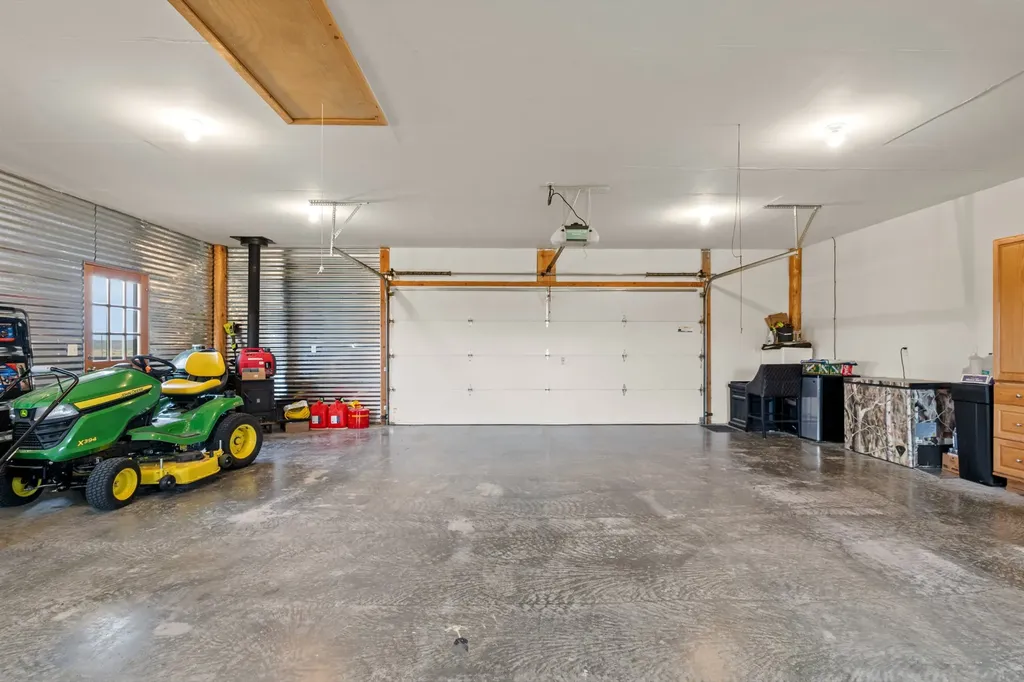 5824 Racehorse Loop Helena MT 59602