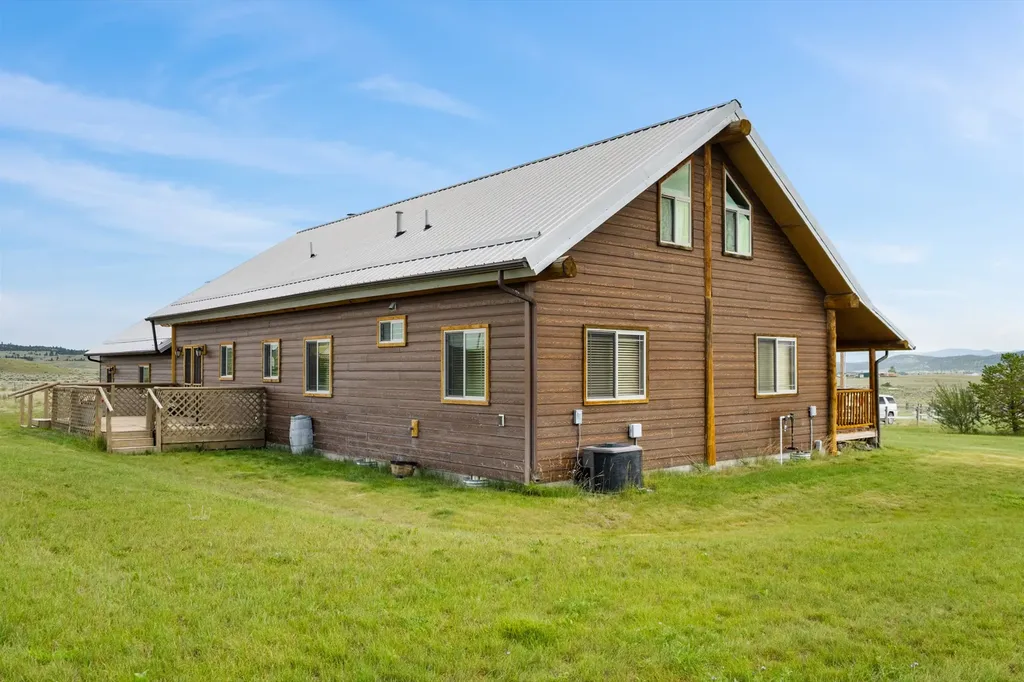 5824 Racehorse Loop Helena MT 59602