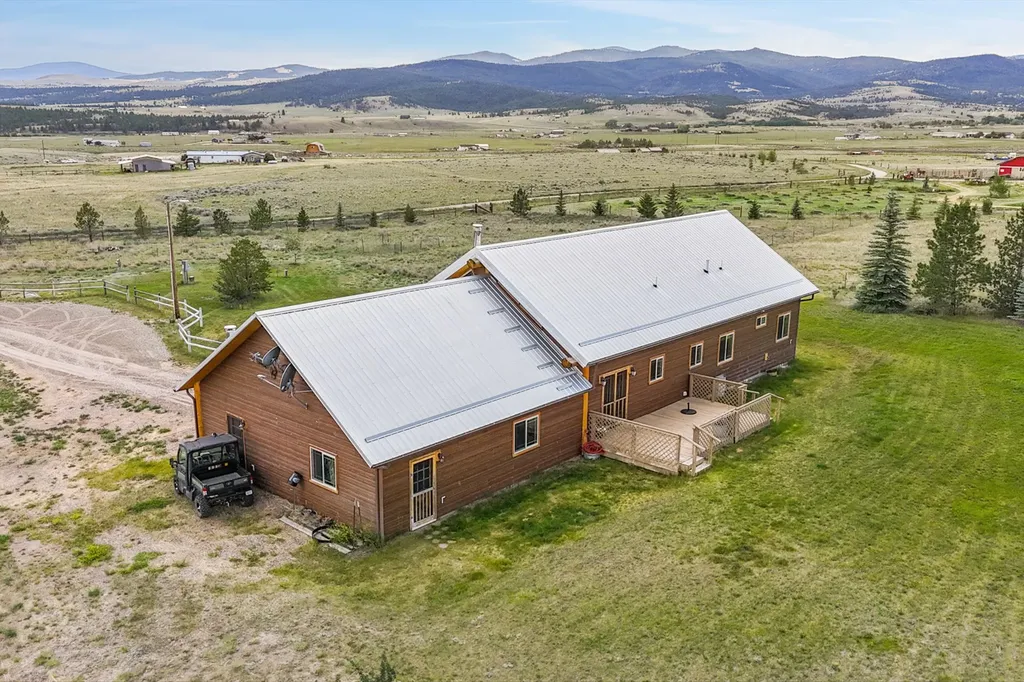 5824 Racehorse Loop Helena MT 59602