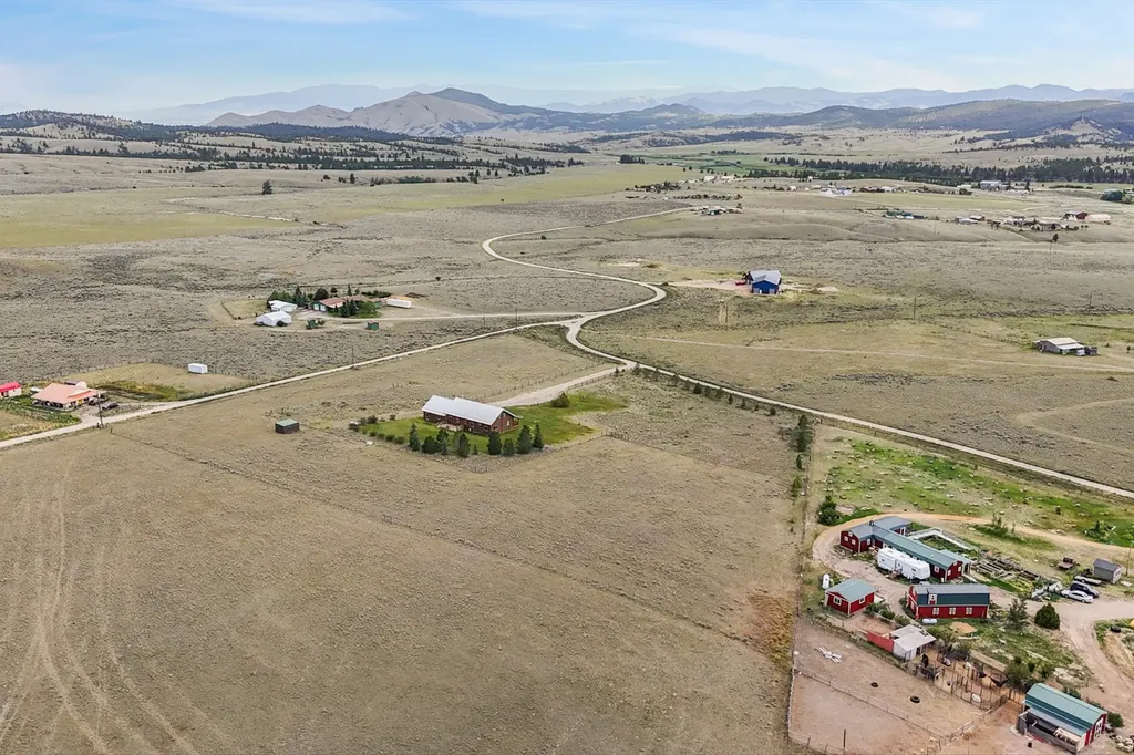 5824 Racehorse Loop Helena MT 59602