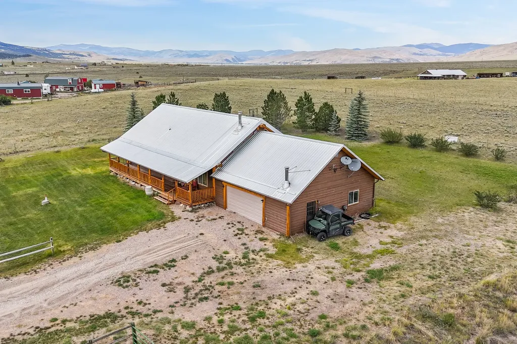 5824 Racehorse Loop Helena MT 59602