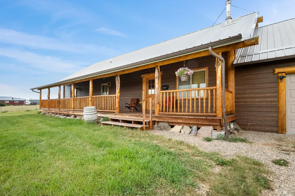 5824 Racehorse Loop Helena MT 59602