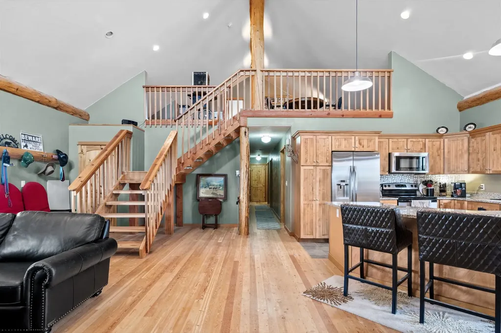 5824 Racehorse Loop Helena MT 59602