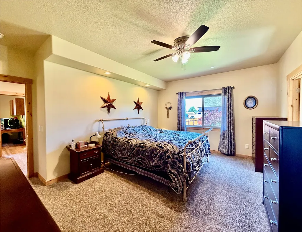 2357 Grape Arbor Court Missoula MT 59804