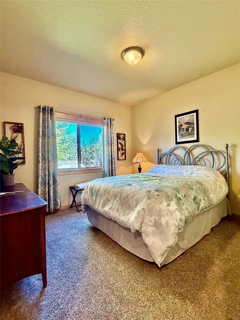 2357 Grape Arbor Court Missoula MT 59804