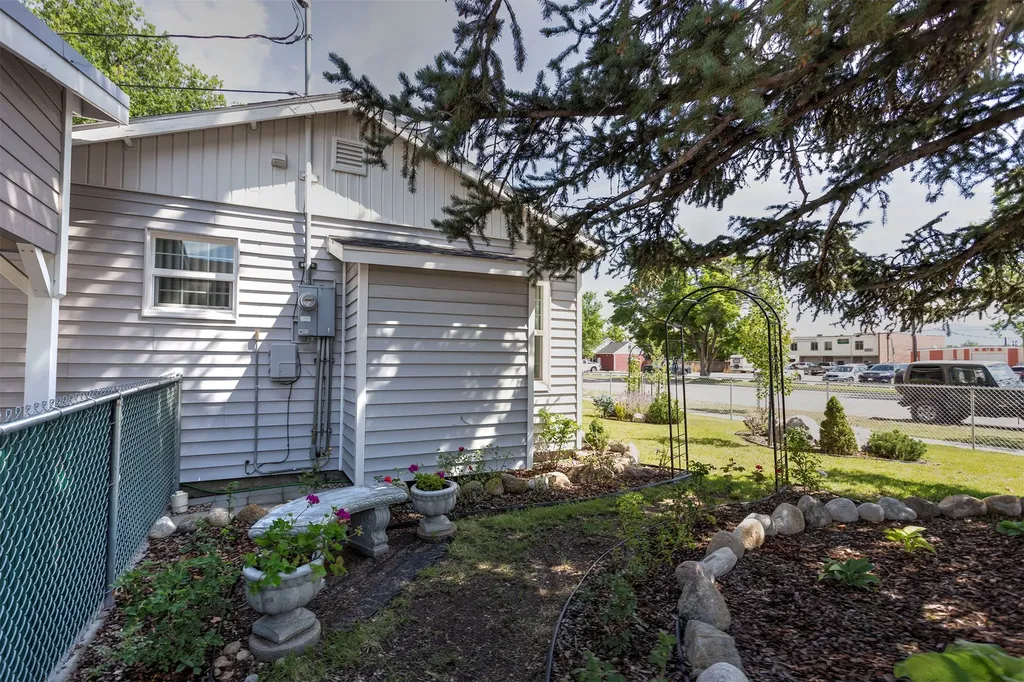 201 N 4th Street Hamilton MT 59840