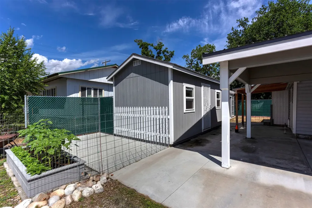 201 N 4th Street Hamilton MT 59840