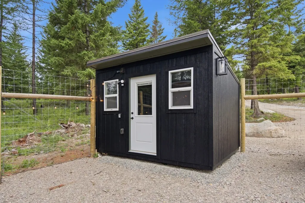 233 Wild Bill Trail Kila MT 59920