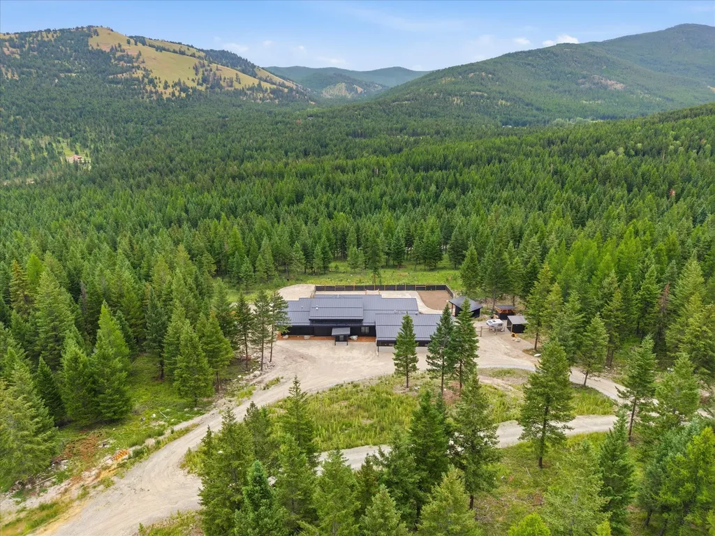 233 Wild Bill Trail Kila MT 59920