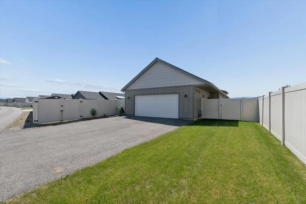 881 S Camas Lane Kalispell MT 59901