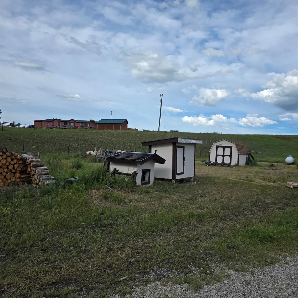 412 Freeze Out Lane Deer Lodge MT 59722