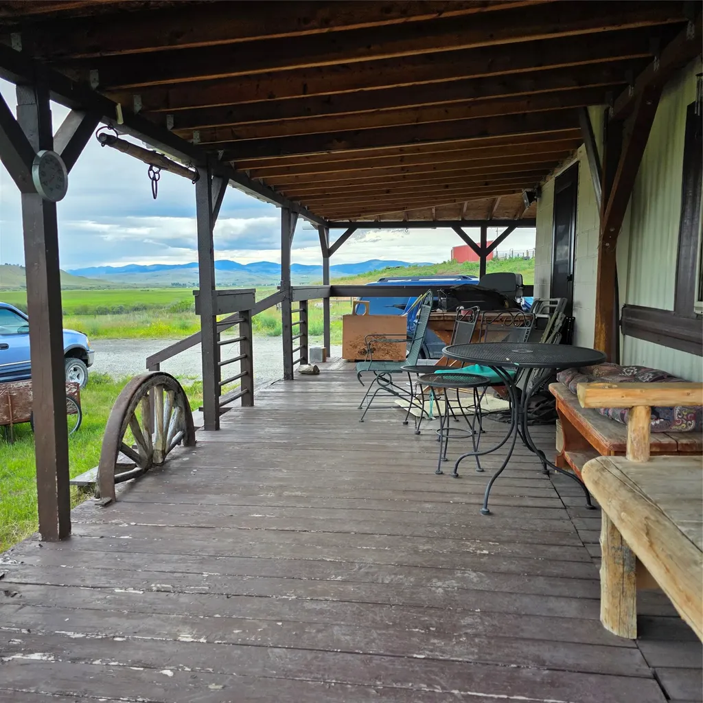 412 Freeze Out Lane Deer Lodge MT 59722