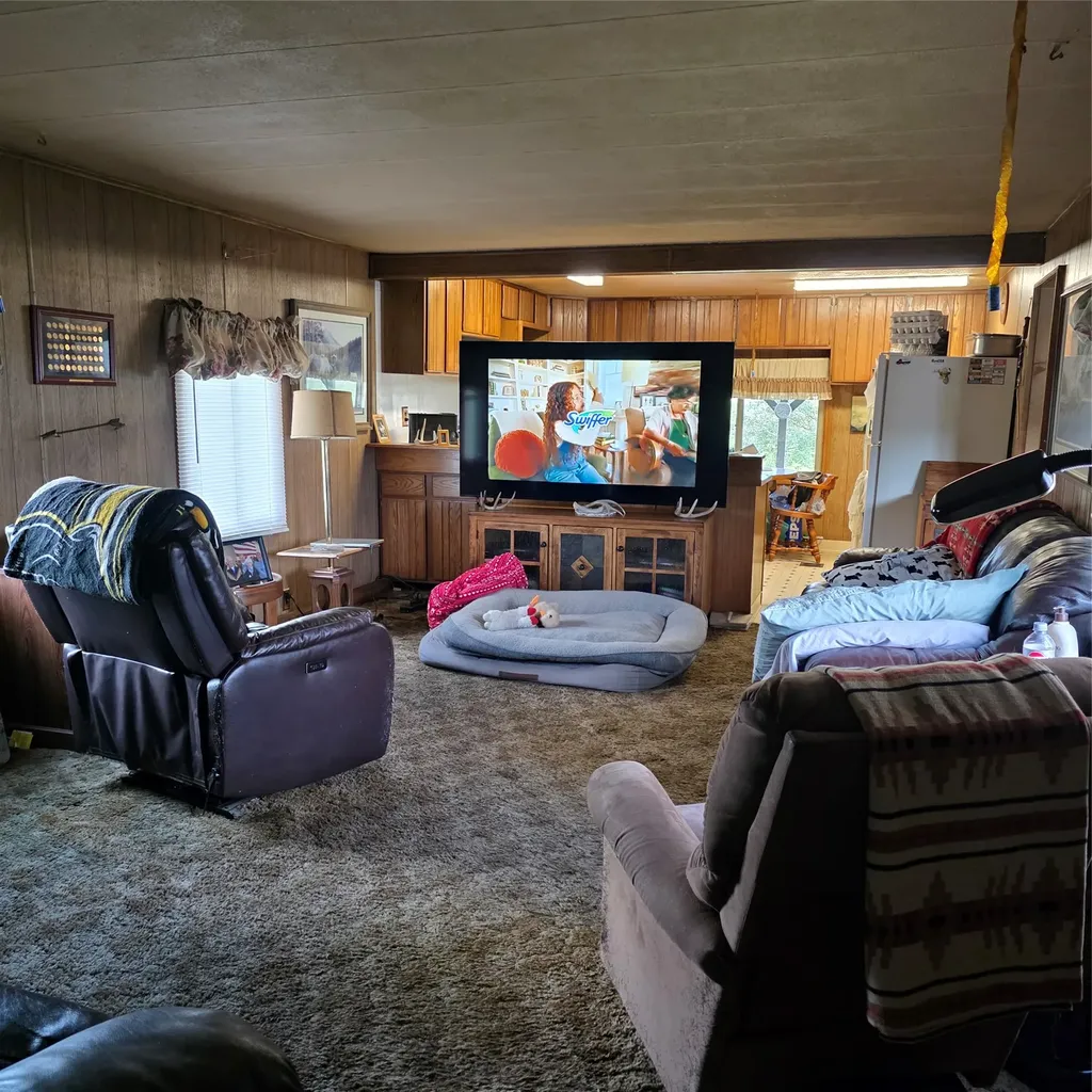 412 Freeze Out Lane Deer Lodge MT 59722