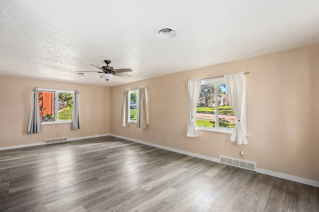 1801 1st Avenue S Great Falls MT 59401