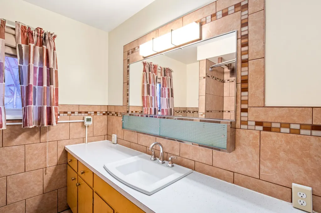 1801 1st Avenue S Great Falls MT 59401