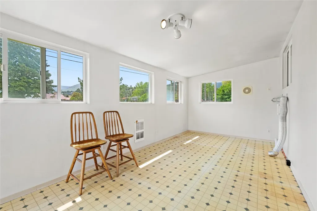 423 Linden Street Anaconda MT 59711