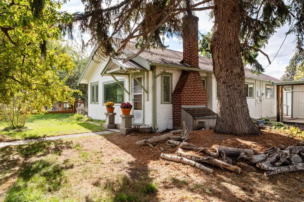 1093 Eastside Highway Corvallis MT 59828