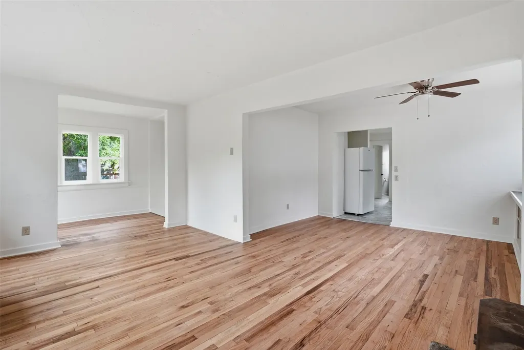 1093 Eastside Highway Corvallis MT 59828
