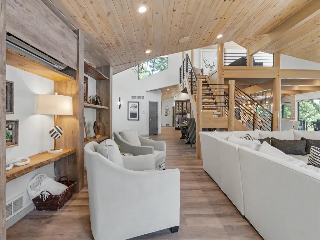 16415 Mt Highway 83 Bigfork MT 59911