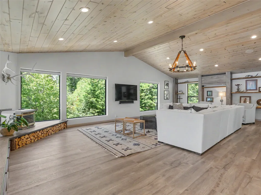 16415 Mt Highway 83 Bigfork MT 59911