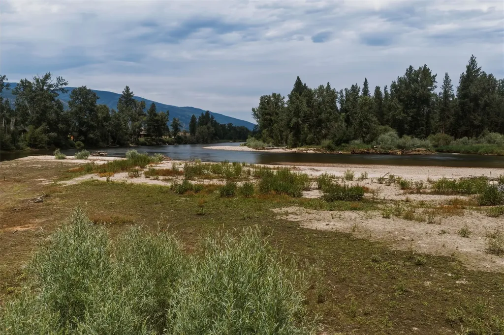 4182 Stevensville River Road Stevensville MT 59870