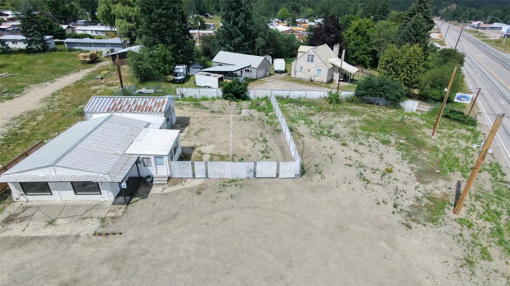 22 Crossroad Way Libby MT 59923