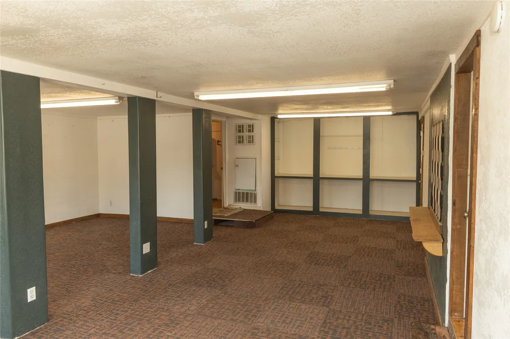 22 Crossroad Way Libby MT 59923