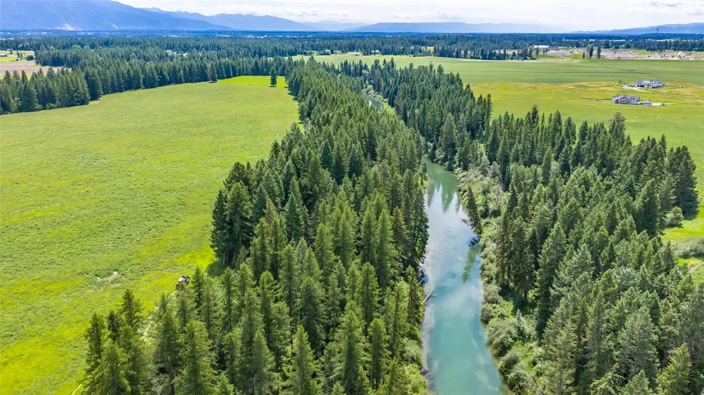 300 Barnes Lane Columbia Falls MT 59912