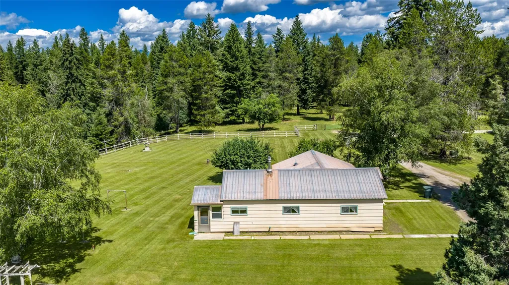 300 Barnes Lane Columbia Falls MT 59912