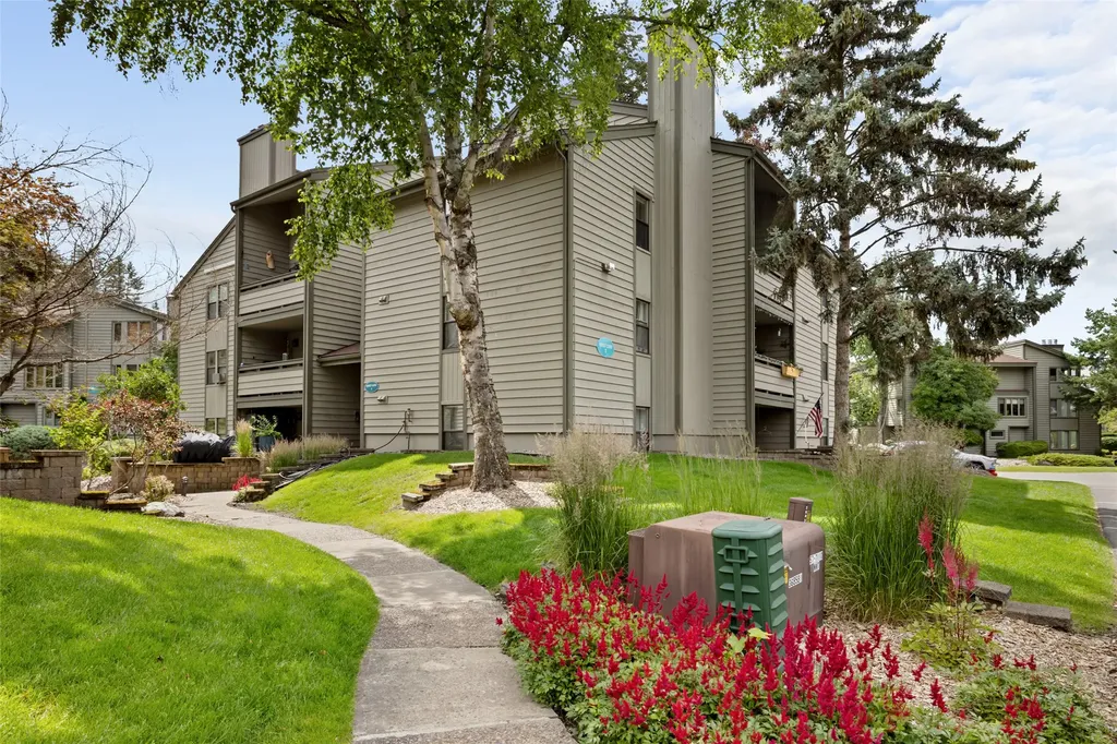 270 Bridge Street Bigfork MT 59911