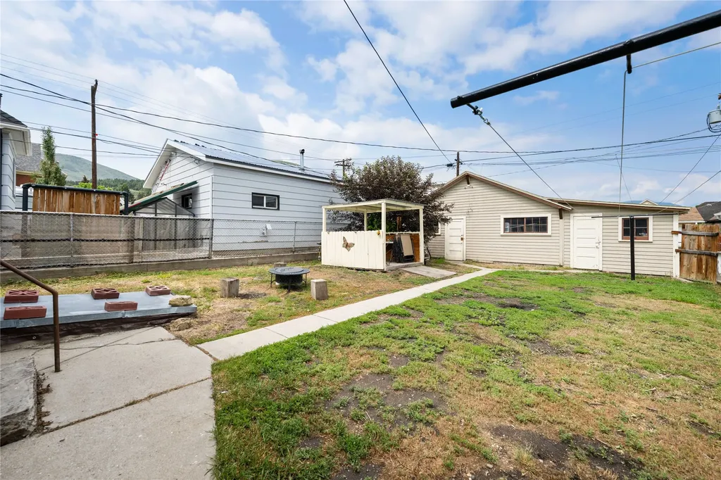 514 Locust Street Anaconda MT 59711