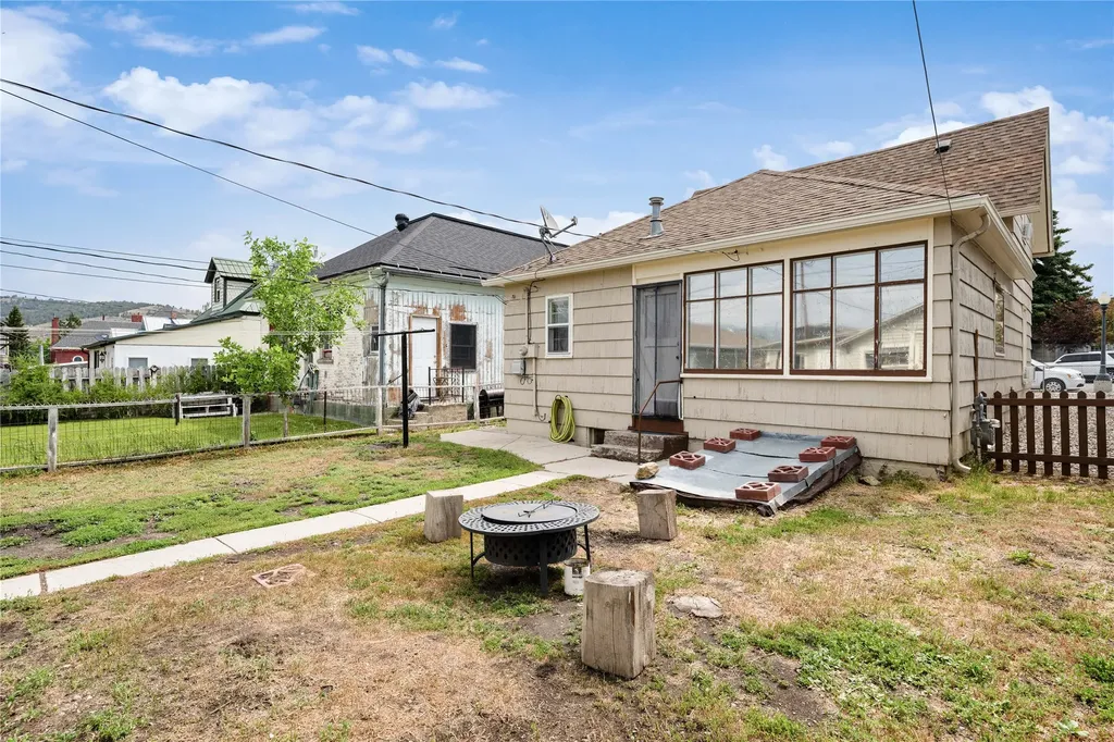 514 Locust Street Anaconda MT 59711
