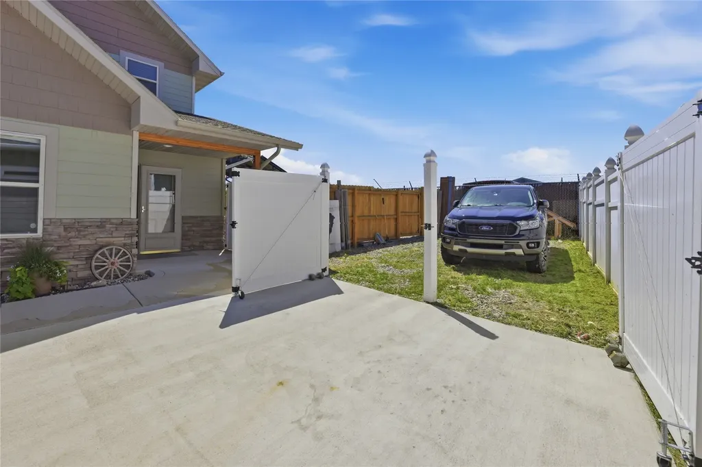 940 Expedition Trail Helena MT 59602