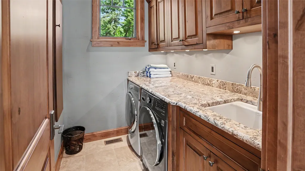 4030 N Ashley Lake Road Kalispell MT 59901