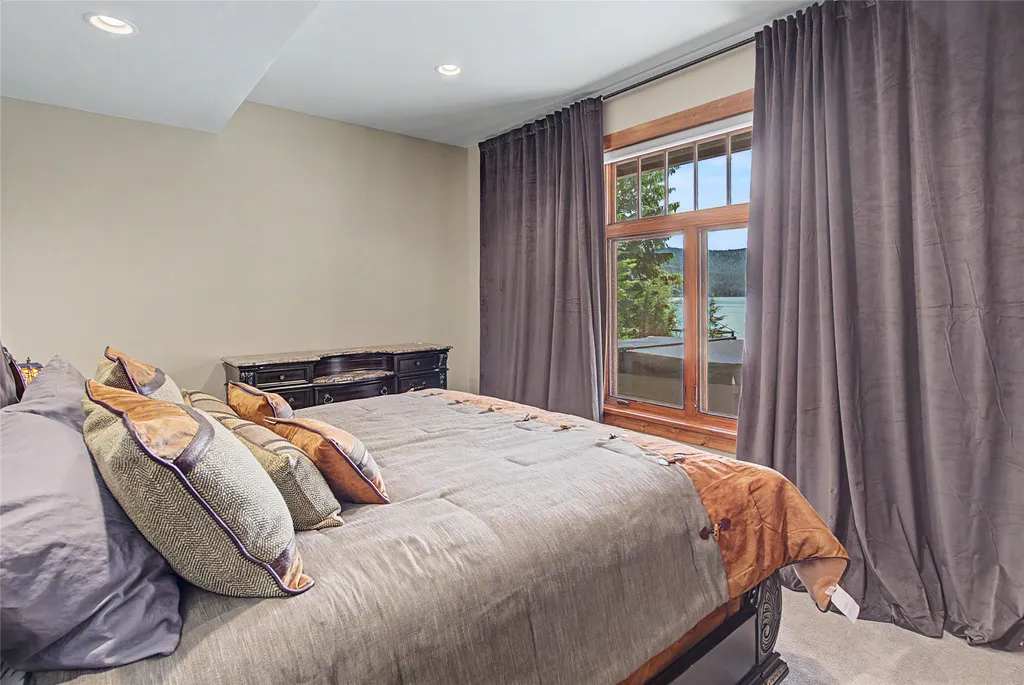 4030 N Ashley Lake Road Kalispell MT 59901