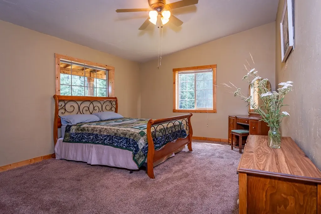 36 Northshore Road Trout Creek MT 59874
