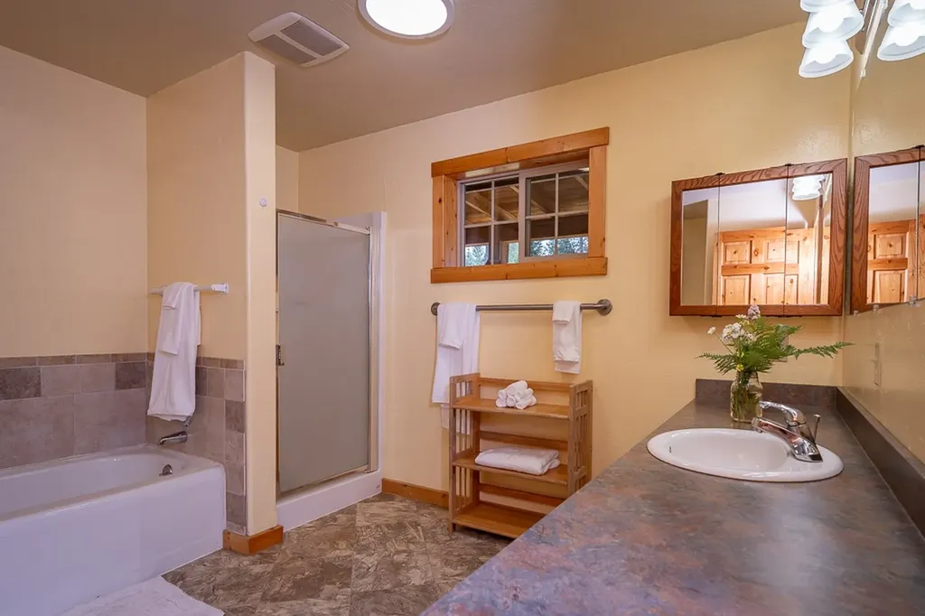 36 Northshore Road Trout Creek MT 59874