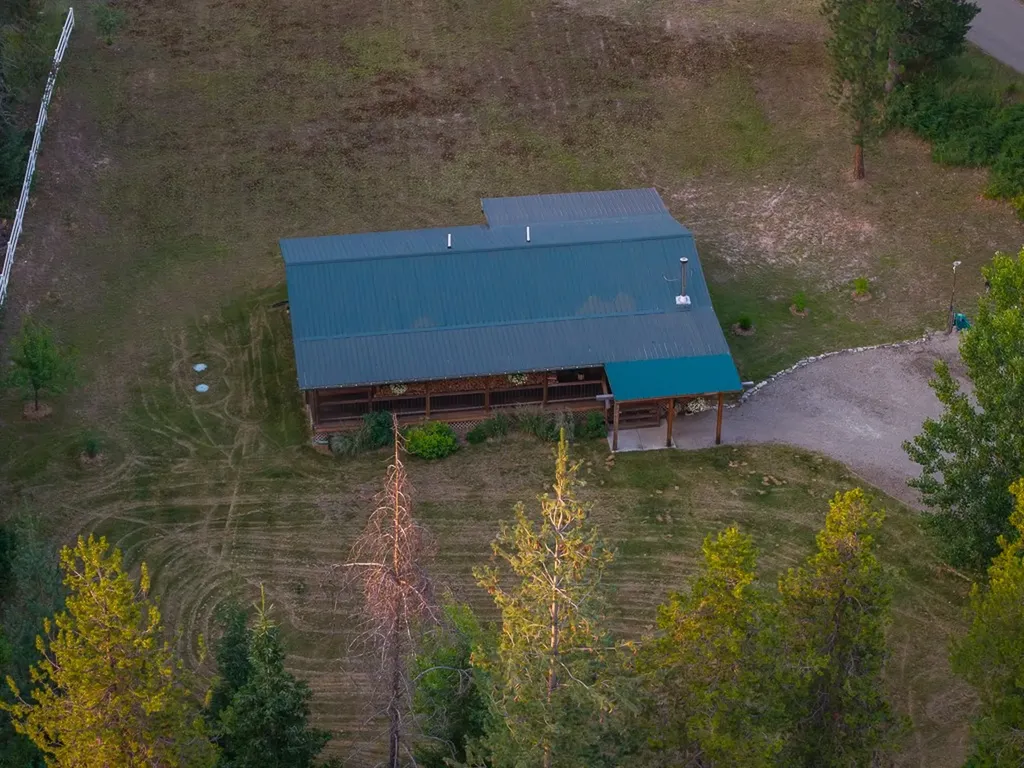 36 Northshore Road Trout Creek MT 59874