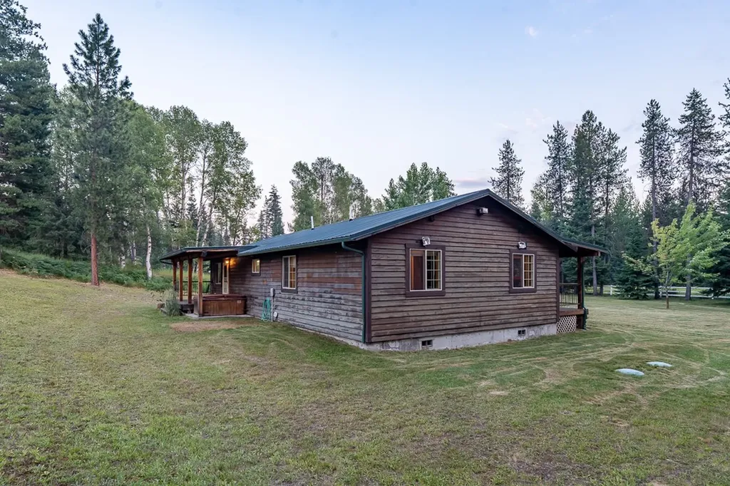 36 Northshore Road Trout Creek MT 59874