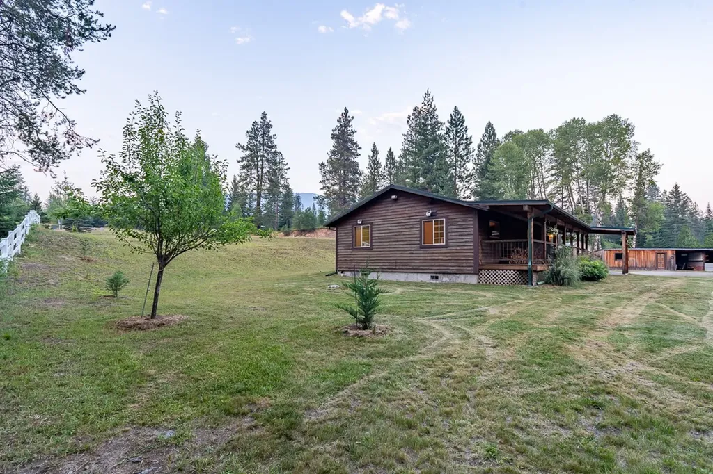 36 Northshore Road Trout Creek MT 59874