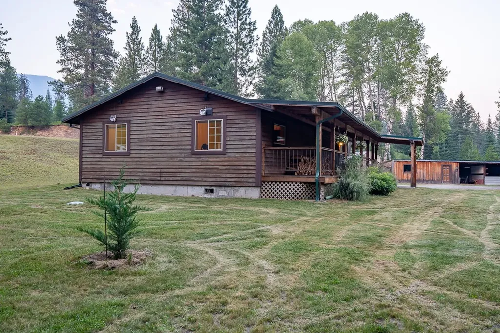 36 Northshore Road Trout Creek MT 59874