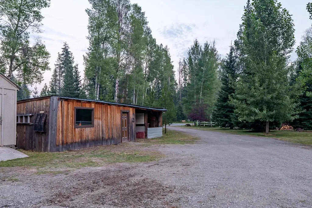 36 Northshore Road Trout Creek MT 59874