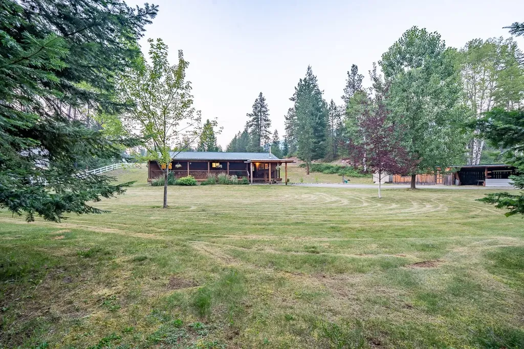 36 Northshore Road Trout Creek MT 59874