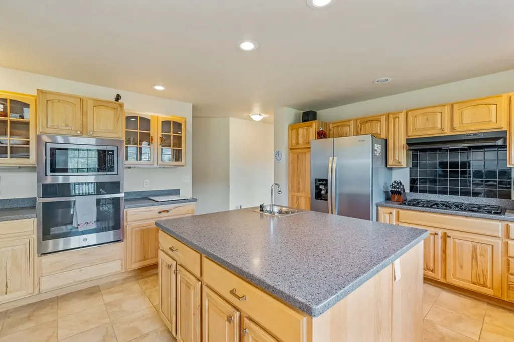 27 Beavertail Road Red Lodge MT 59068