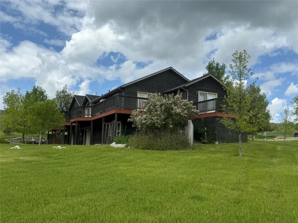 27 Beavertail Road Red Lodge MT 59068