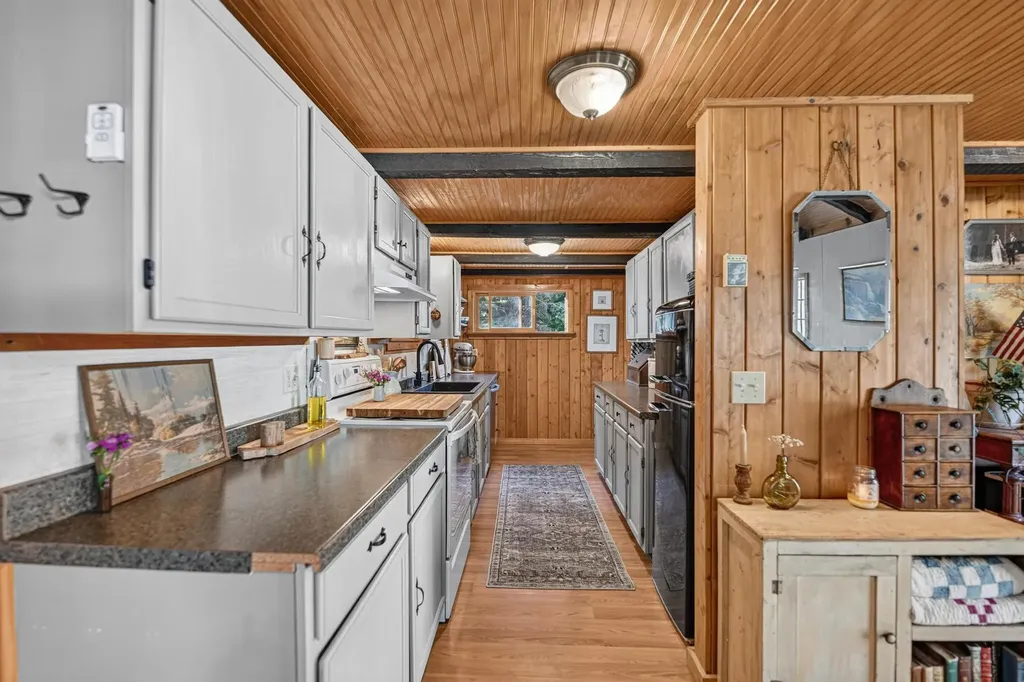11710 Pinkham Creek Road Rexford MT 59930