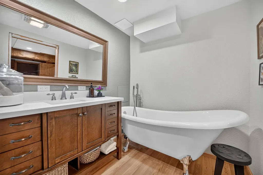 11710 Pinkham Creek Road Rexford MT 59930