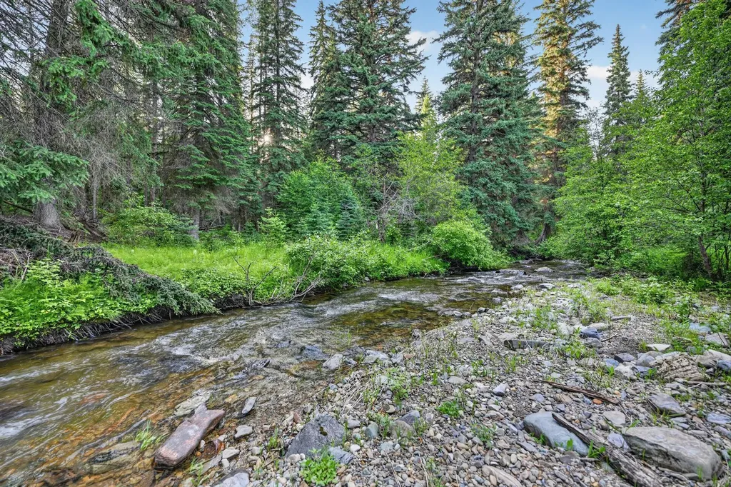 11710 Pinkham Creek Road Rexford MT 59930
