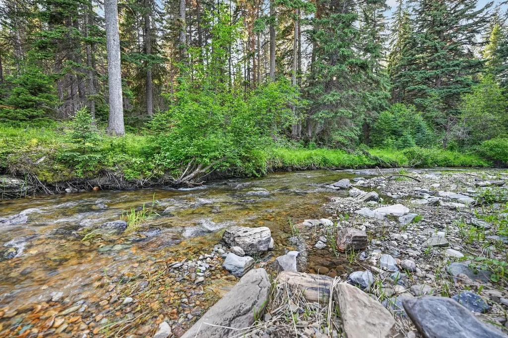 11710 Pinkham Creek Road Rexford MT 59930