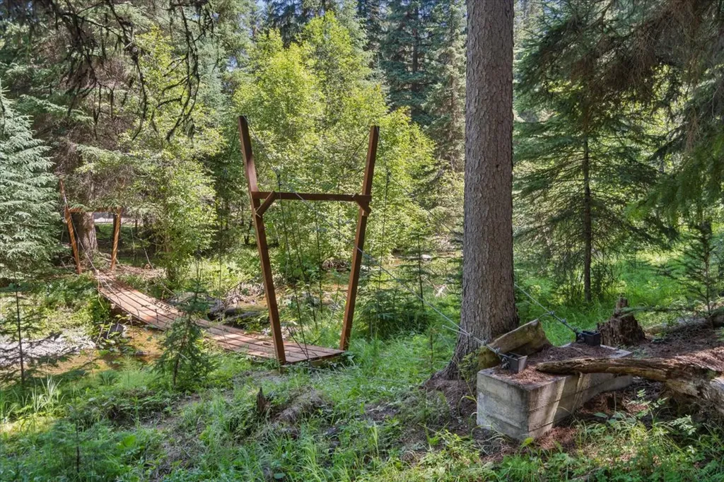 11710 Pinkham Creek Road Rexford MT 59930